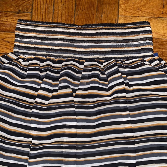 NWT old navy skirt size: M - Picture 2 of 8